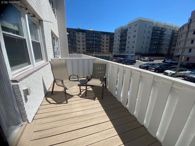 830 E Broadway 208, Long Beach, NY 11561