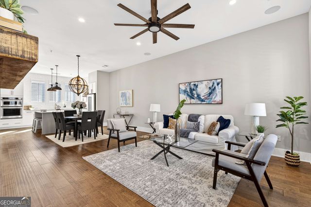 1298 Chelsea Circle NW, Atlanta, GA 30318