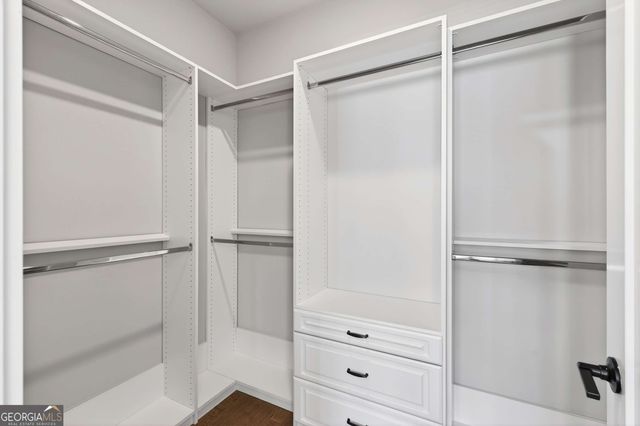 1298 Chelsea Circle NW, Atlanta, GA 30318