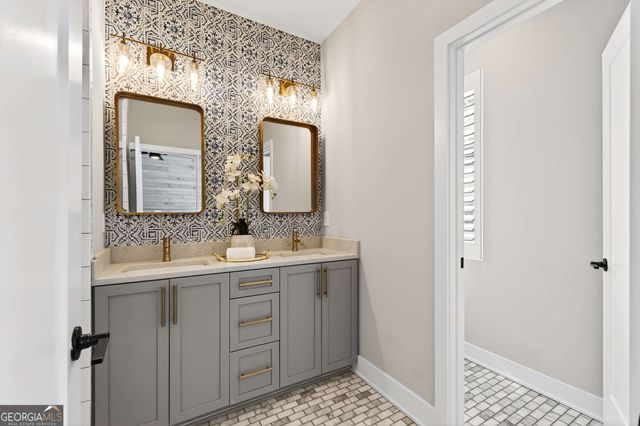 1298 Chelsea Circle NW, Atlanta, GA 30318