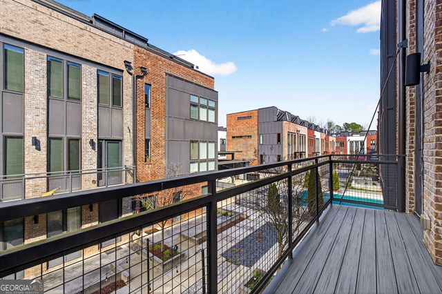 1298 Chelsea Circle NW, Atlanta, GA 30318