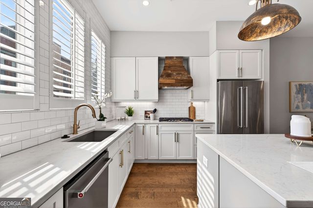 1298 Chelsea Circle NW, Atlanta, GA 30318