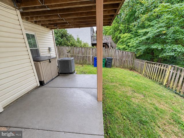 9215 HOWLAND, Laurel, MD 20723