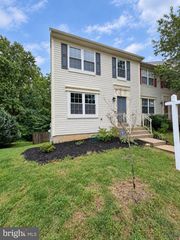 9215 HOWLAND, Laurel, MD 20723