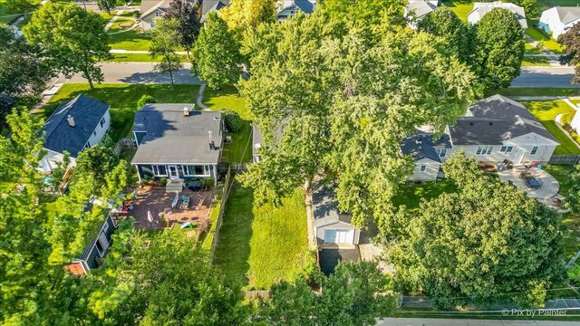 714 E Elmwood Avenue, West Chicago, IL 60185