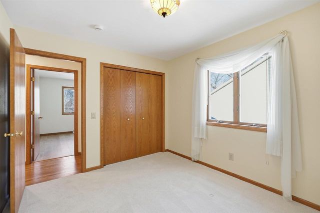 2610 Green Ridge Drive, Madison, WI 53704