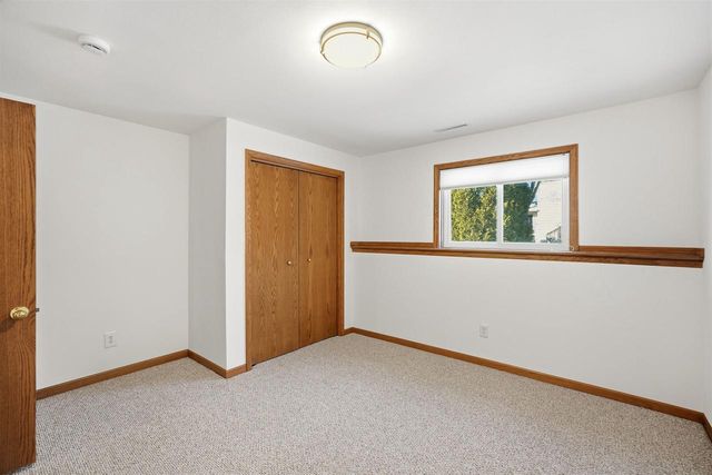 2610 Green Ridge Drive, Madison, WI 53704