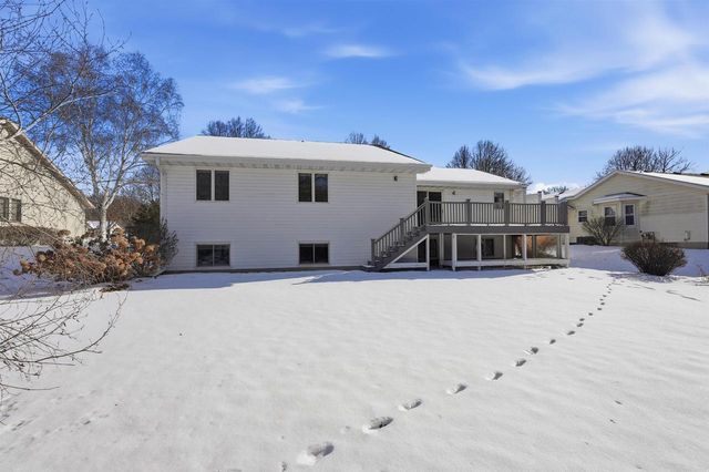 2610 Green Ridge Drive, Madison, WI 53704