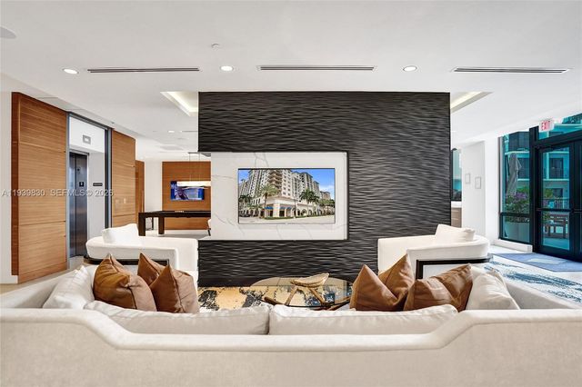 101 E Camino Real PH07, Boca Raton, FL 33432