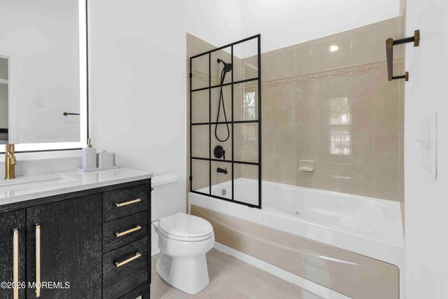 56 W Aspen Way, Matawan, NJ 07747