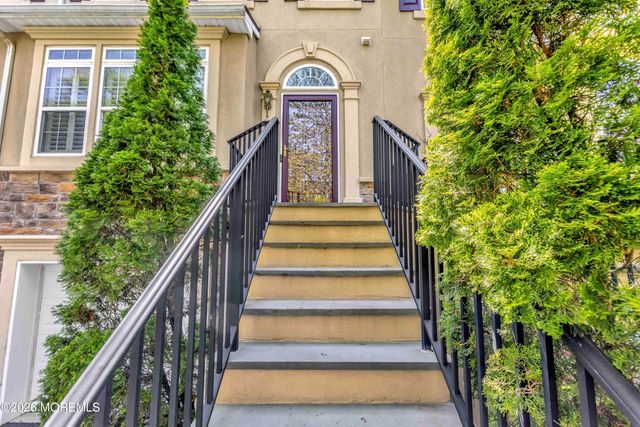 56 W Aspen Way, Matawan, NJ 07747