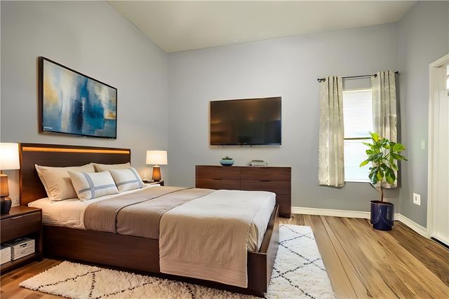 904 Crested Point Drive, College Station, TX 77845