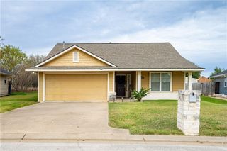904 Crested Point Drive, College Station, TX 77845