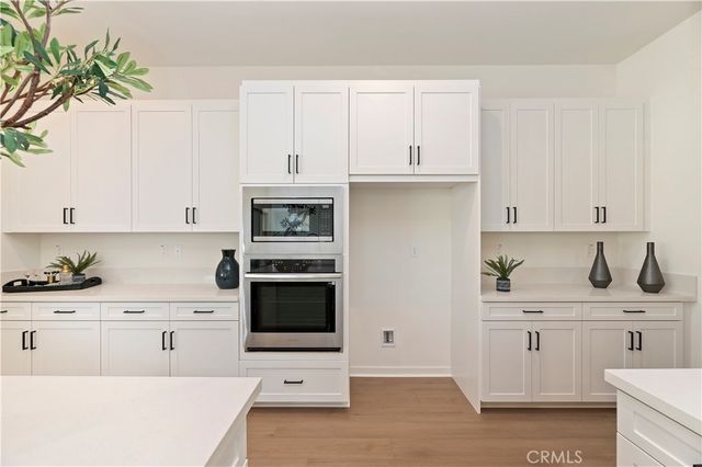 15800 Conservatory Drive, Fontana, CA 92336