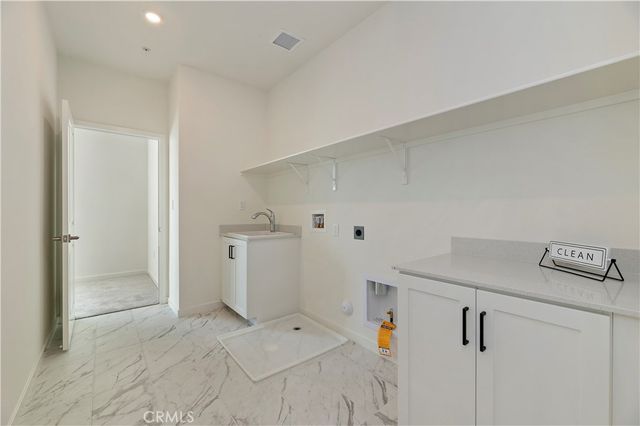 15800 Conservatory Drive, Fontana, CA 92336