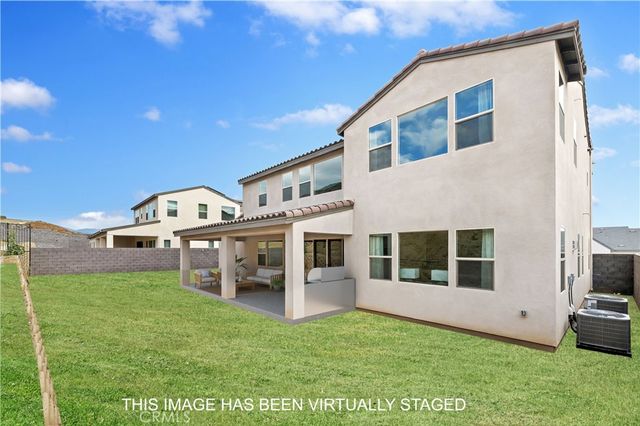 15800 Conservatory Drive, Fontana, CA 92336