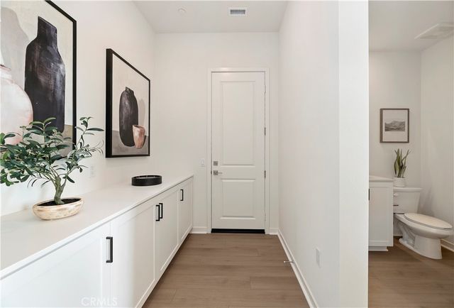 15800 Conservatory Drive, Fontana, CA 92336