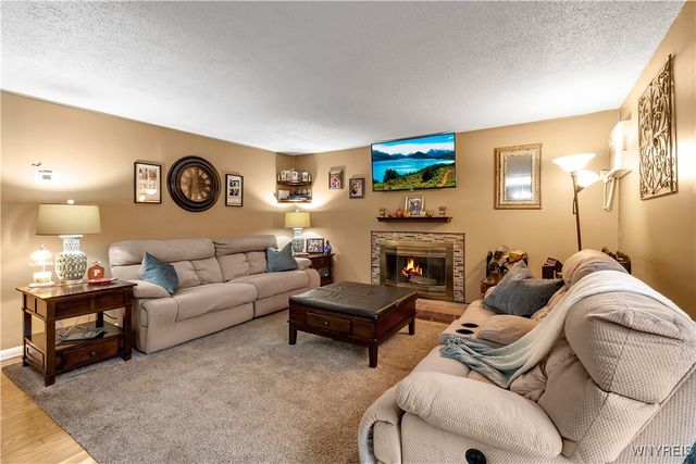 108 Sedgemoor Court, Amherst, NY 14221