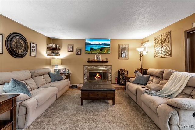 108 Sedgemoor Court, Amherst, NY 14221