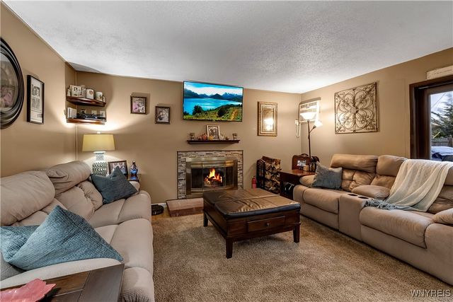 108 Sedgemoor Court, Amherst, NY 14221