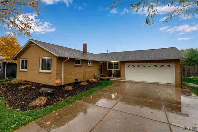 108 Sedgemoor Court, Amherst, NY 14221