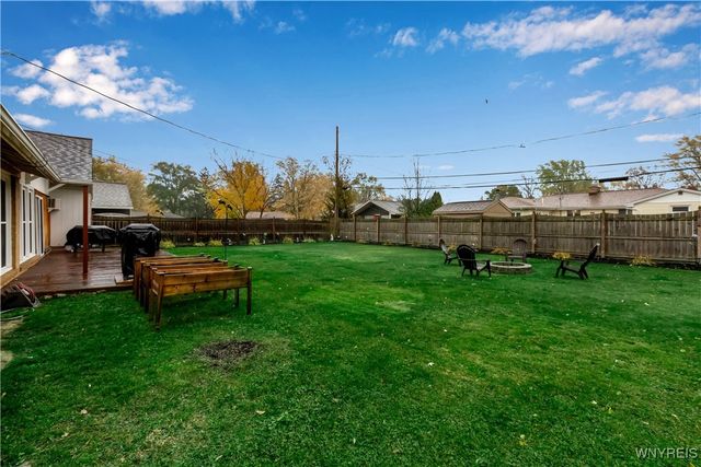 108 Sedgemoor Court, Amherst, NY 14221