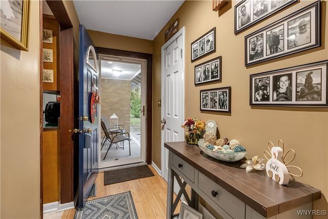 108 Sedgemoor Court, Amherst, NY 14221