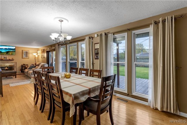 108 Sedgemoor Court, Amherst, NY 14221