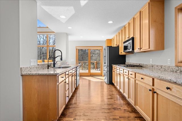 1708 Stonepine Circle, Hudson, WI 54016