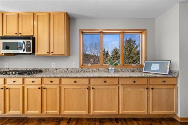 1708 Stonepine Circle, Hudson, WI 54016