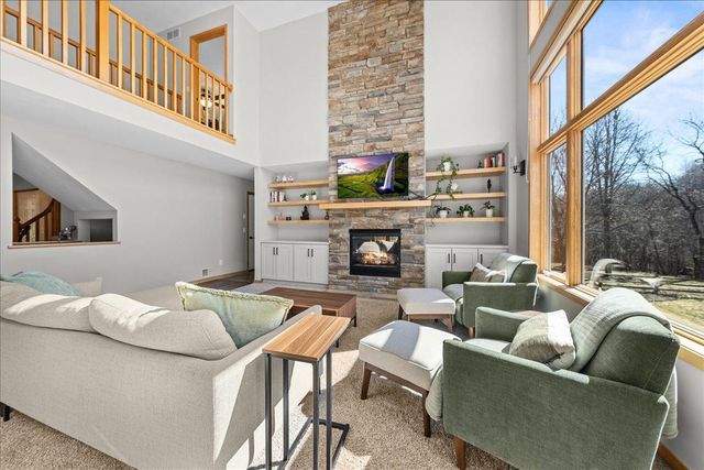 1708 Stonepine Circle, Hudson, WI 54016