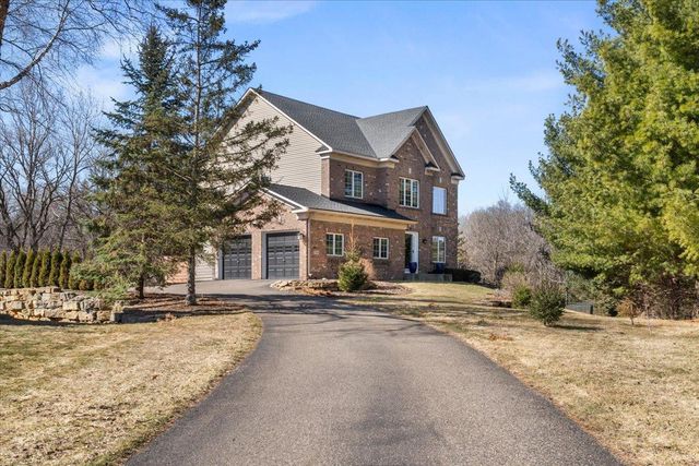 1708 Stonepine Circle, Hudson, WI 54016