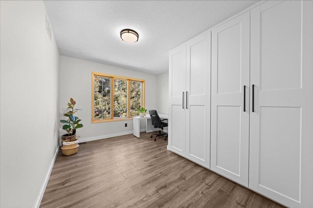 1708 Stonepine Circle, Hudson, WI 54016