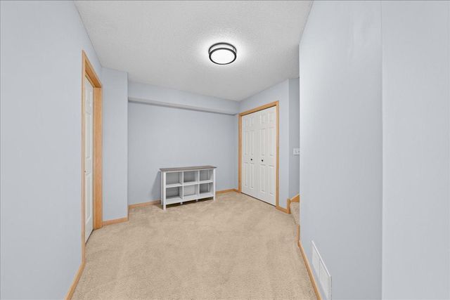 1708 Stonepine Circle, Hudson, WI 54016