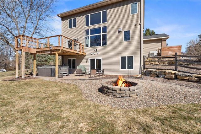 1708 Stonepine Circle, Hudson, WI 54016
