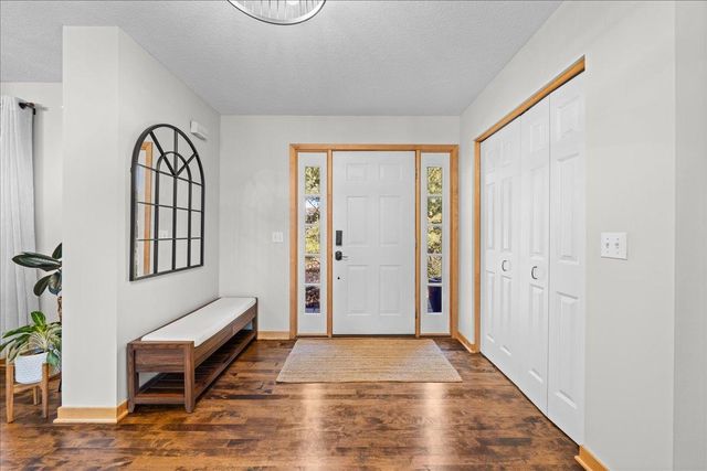 1708 Stonepine Circle, Hudson, WI 54016