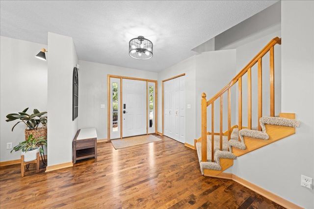 1708 Stonepine Circle, Hudson, WI 54016