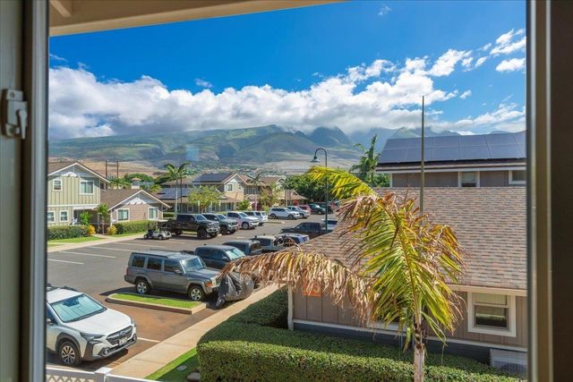 275 Kahoma Village Loop Apt 102, Lahaina, HI 96761