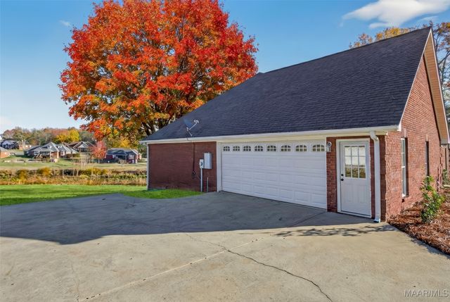 914 Wilson Road, Clanton, AL 35045