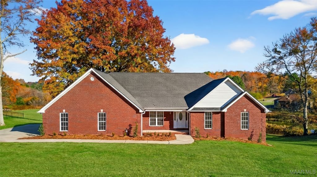 914 Wilson Road, Clanton, AL 35045