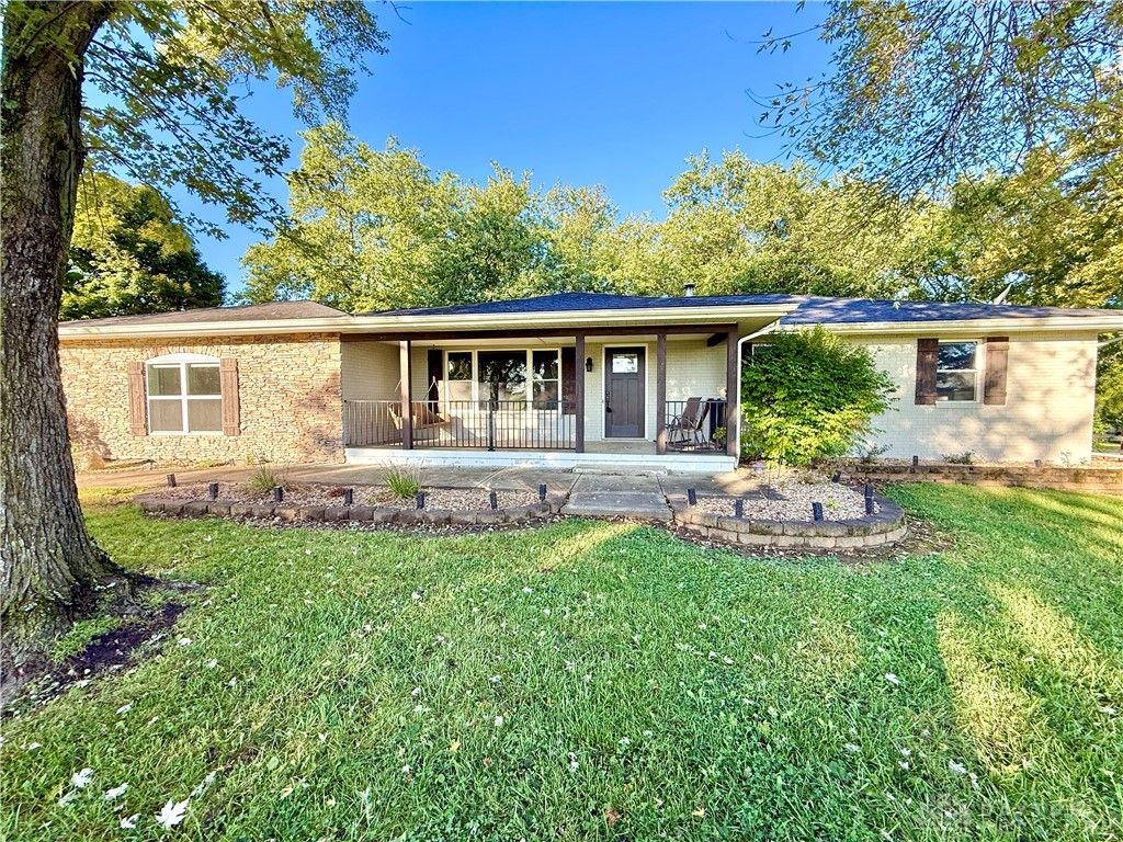 6189 Lesourdsville West Chester Road, Liberty Twp, OH 45011