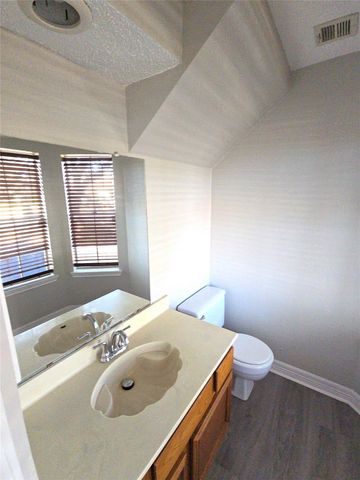 14651 Via Del Norte Drive, Houston, TX 77083