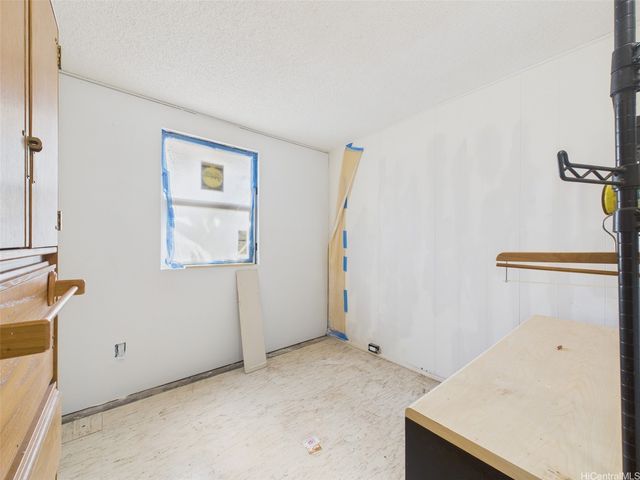 94-353 Hene Street, Waipahu, HI 96797