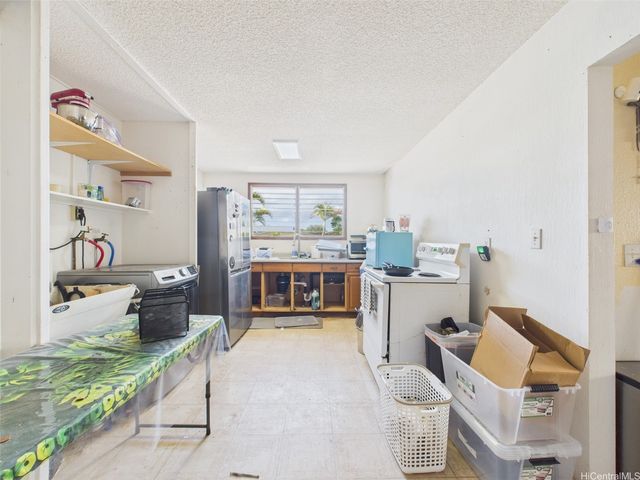 94-353 Hene Street, Waipahu, HI 96797