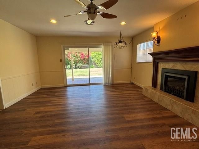 3218 Christmas Tree Lane, Bakersfield, CA 93306