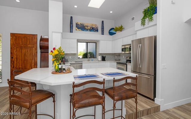 35522 N 11TH Avenue, Phoenix, AZ 85086