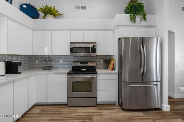 35522 N 11TH Avenue, Phoenix, AZ 85086