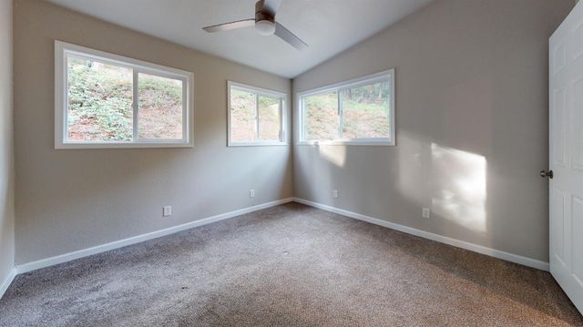 16772 New York House Rd, Brownsville, CA 95919