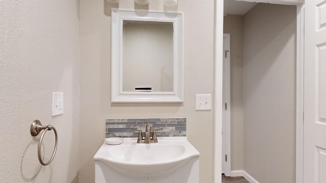 16772 New York House Rd, Brownsville, CA 95919