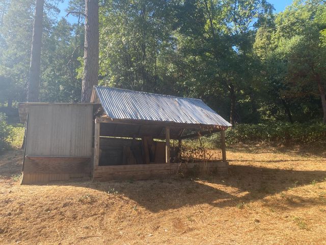 16772 New York House Rd, Brownsville, CA 95919